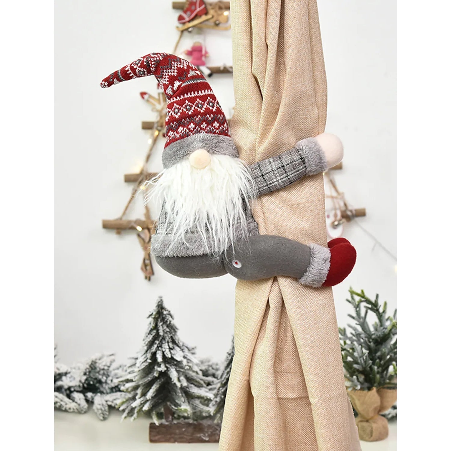 2-Piece: Christmas Gift Curtain Buckle